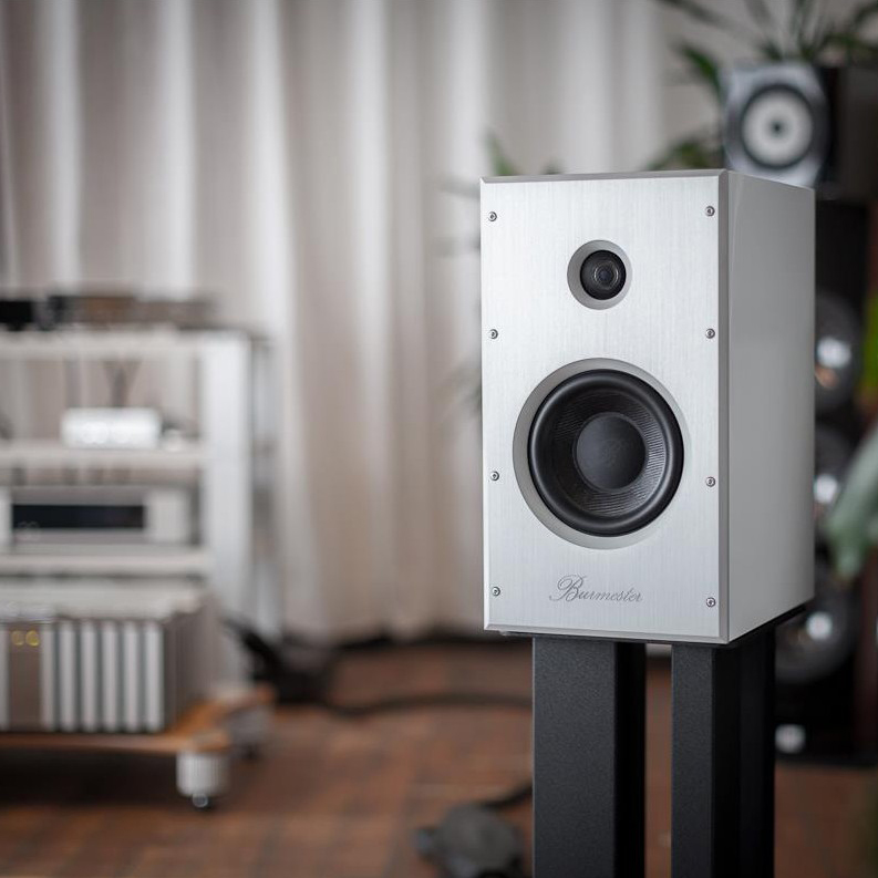 burmester b10
